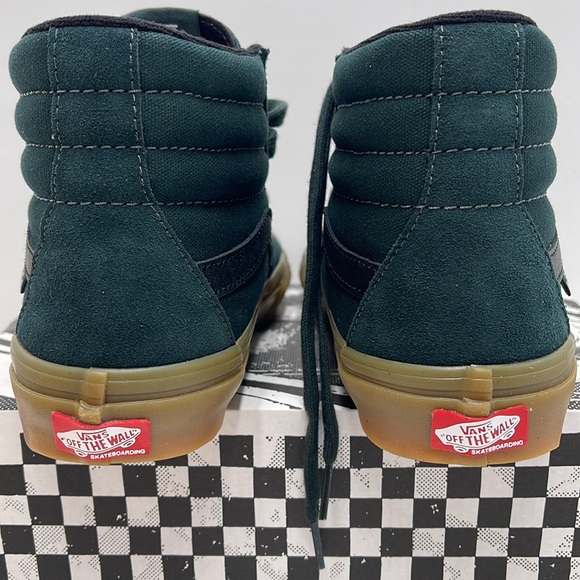 Vans Men’s Skate Sk8-Hi Green/Gum
VN0A2Z3317P
Sneakers - Picture 13 of 16